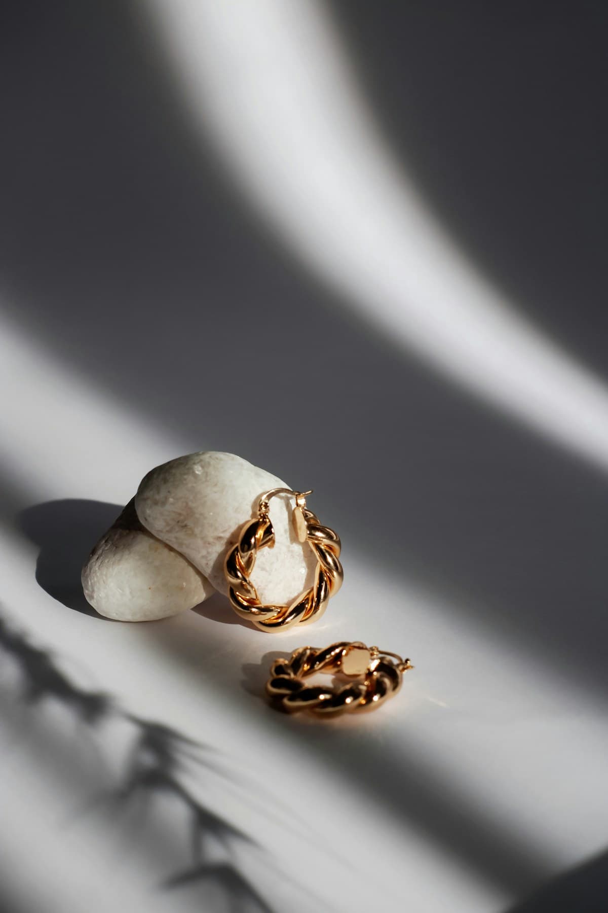 Zoya Sculpted Hoops — demo jewellery design
