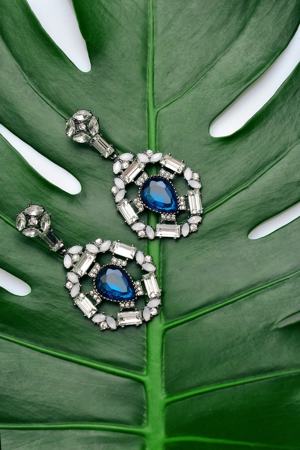 Earrings collection